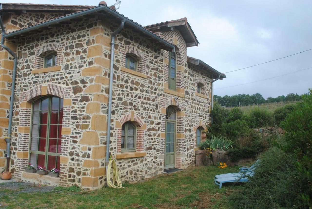 Domaine De La Poyat Bed & Breakfast Légny Екстериор снимка