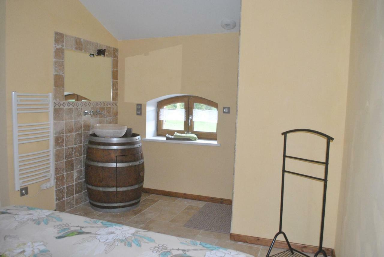 Domaine De La Poyat Bed & Breakfast Légny Екстериор снимка