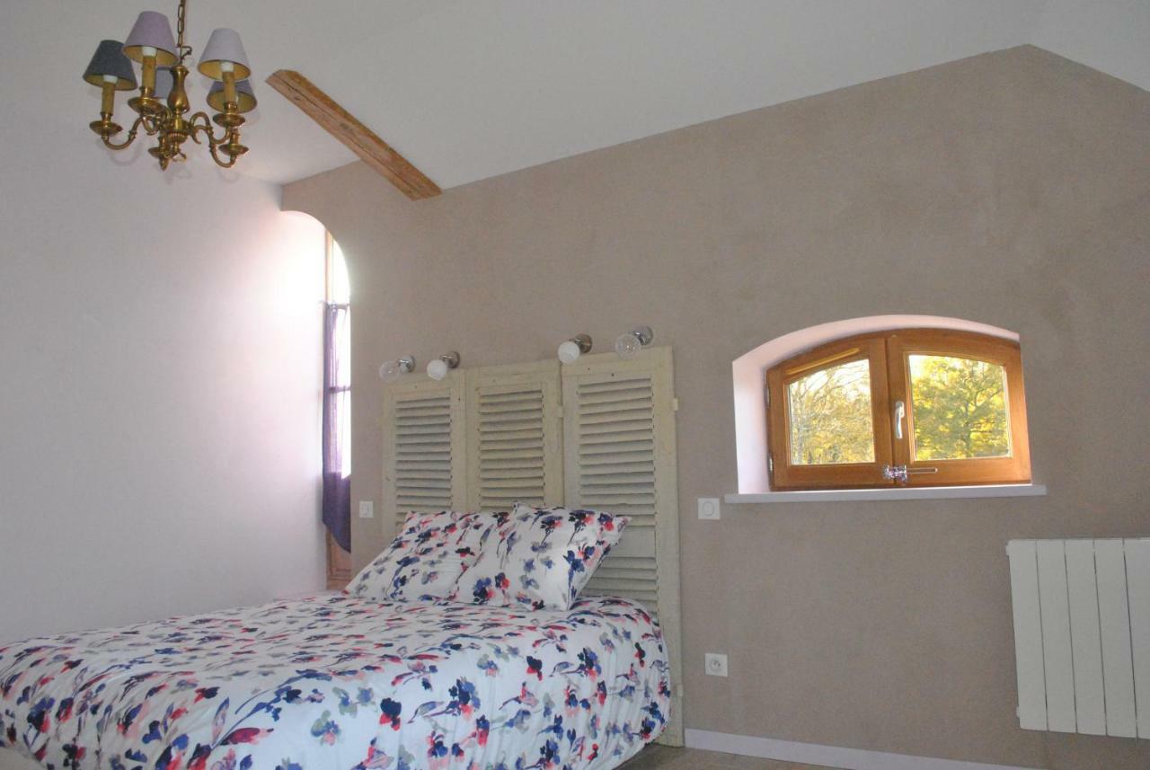 Domaine De La Poyat Bed & Breakfast Légny Екстериор снимка